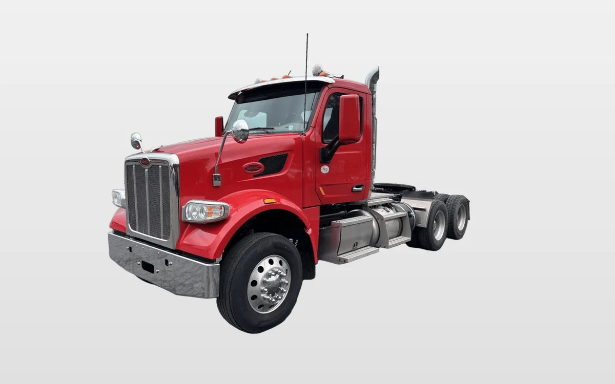 2020 PETERBILT 567 Daycab - image 1