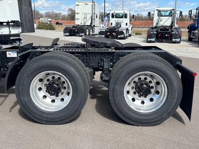 2026 Mack Pinnacle in CO — photo 5