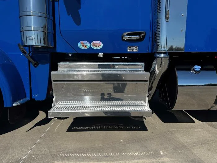 2026 Peterbilt 589 — photo 13