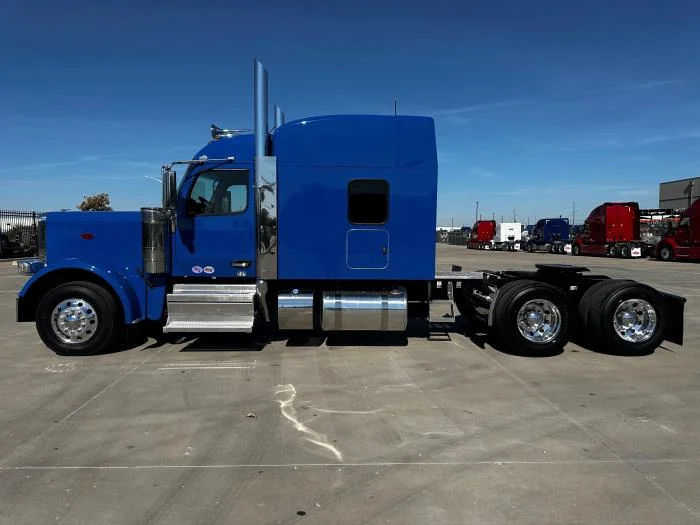 2026 Peterbilt 589 — photo 9