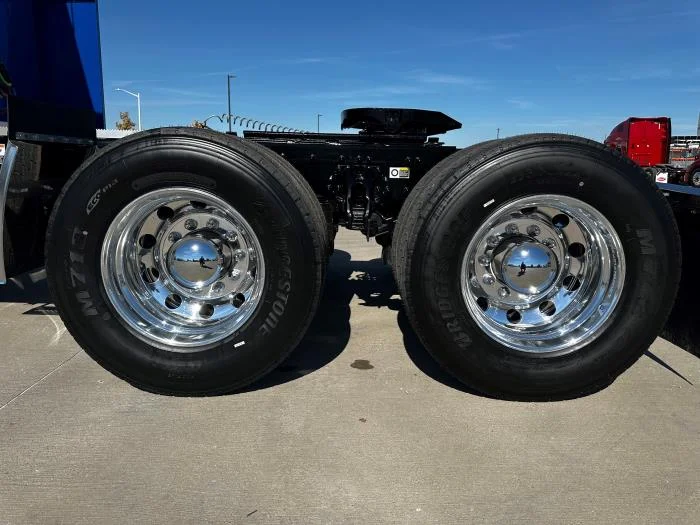 2026 Peterbilt 589 — photo 11