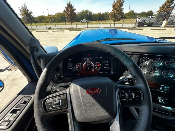 2026 Peterbilt 589 — photo 19