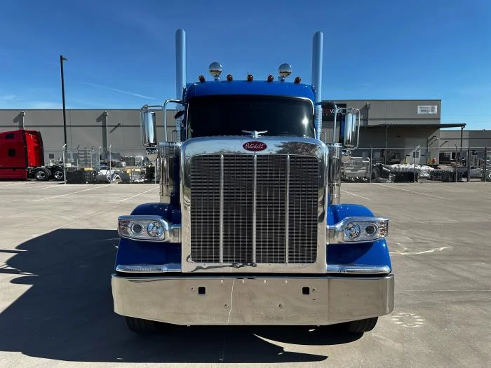 2026 Peterbilt 589 — photo 3