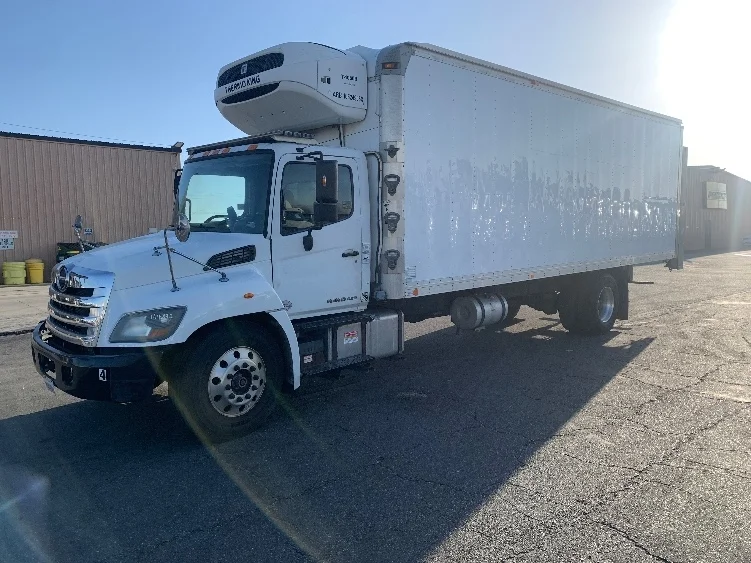 2017 Hino 338 in Torrance, CA — photo 3