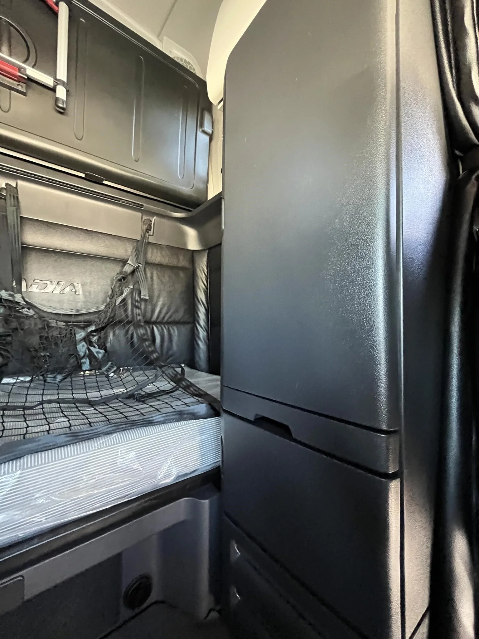 2024 Freightliner Cascadia in Jacksonville, FL — photo 11