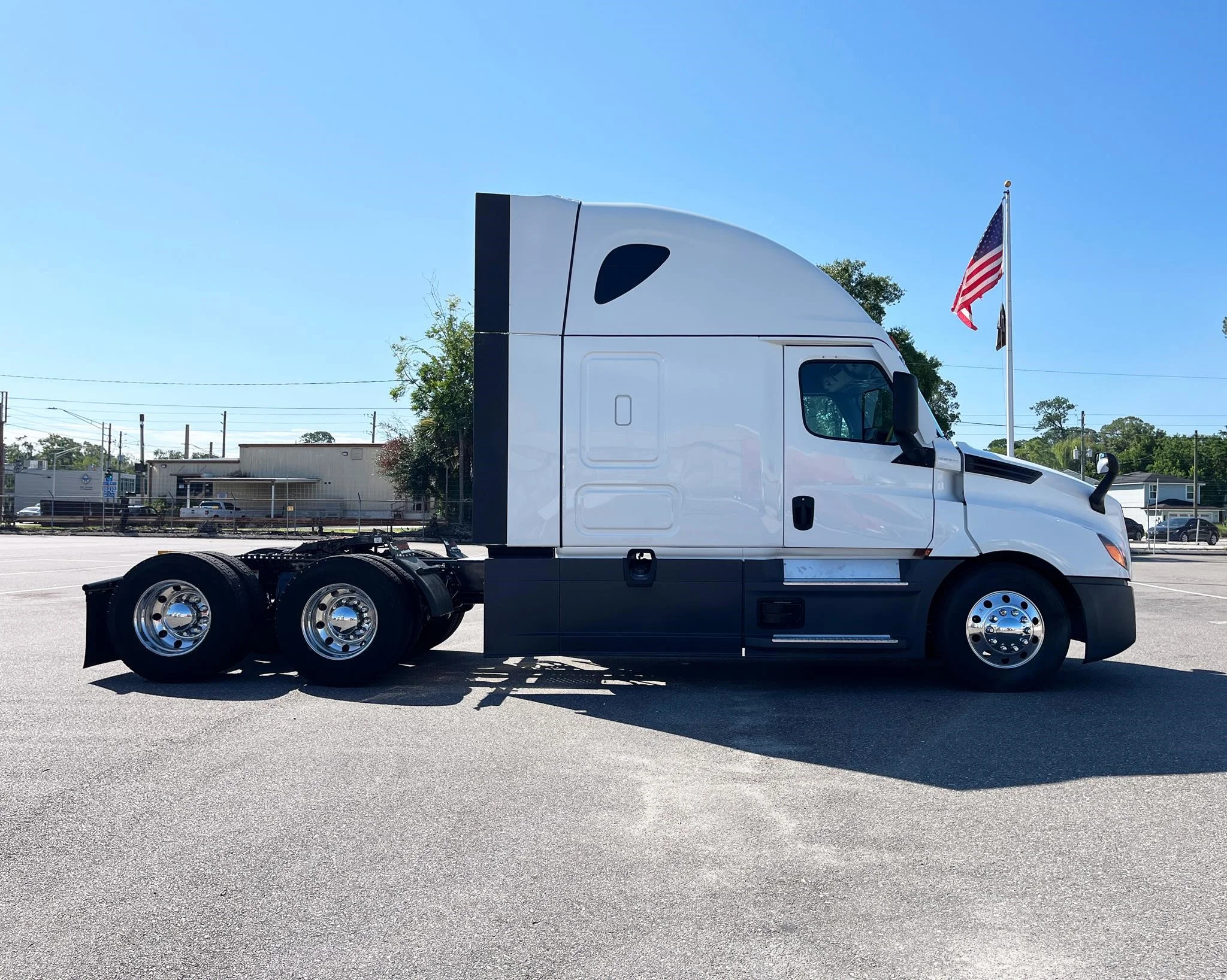 2024 Freightliner Cascadia in Jacksonville, FL — photo 3