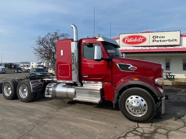 2025 Peterbilt 567 in Lima, OH — photo 2
