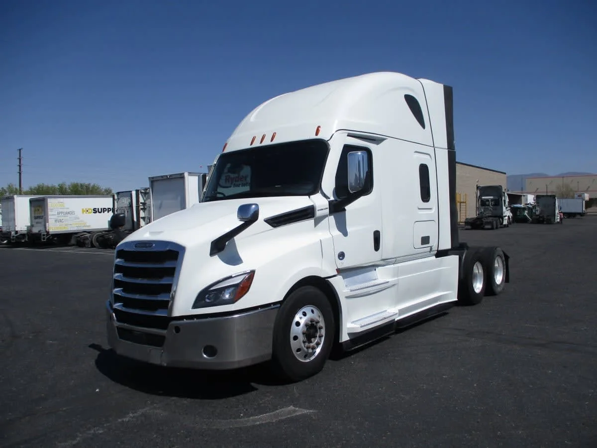 2021 Freightliner Cascadia in Commerce City, CO