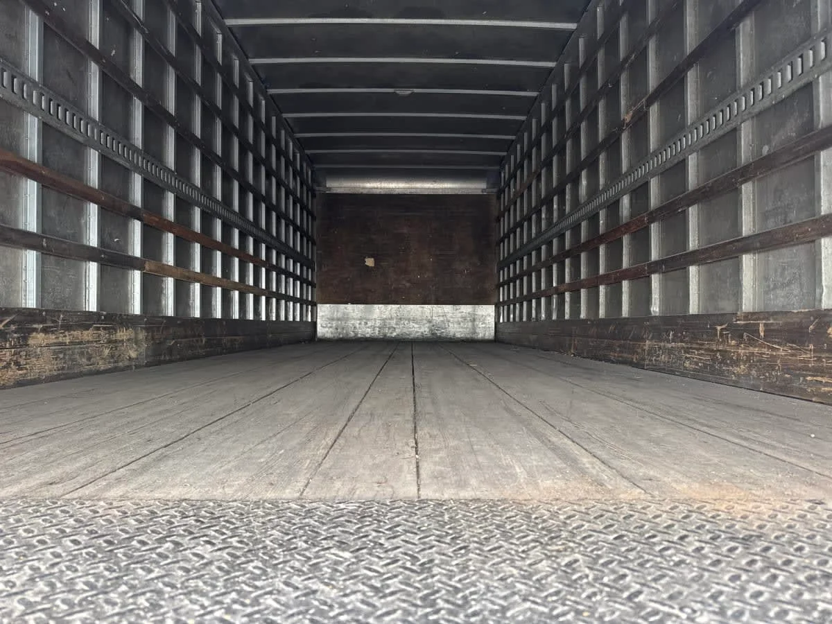 2017 Freightliner M2 106 - image 8