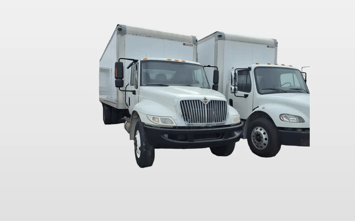 2017 International 4300 - image 1