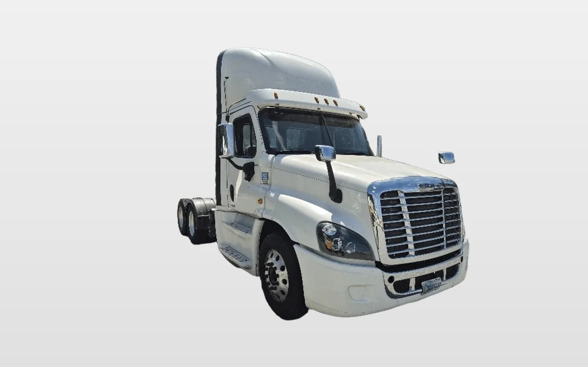 2018 Freightliner - image 1