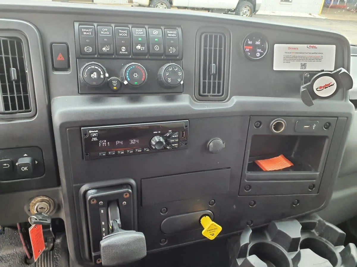 2020 International MV in Oak Creek, WI — photo 11