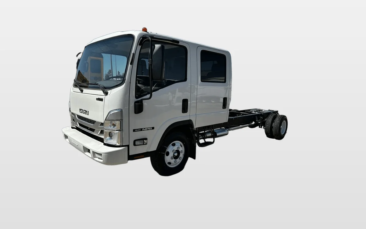 2024 Isuzu NPR - image 1