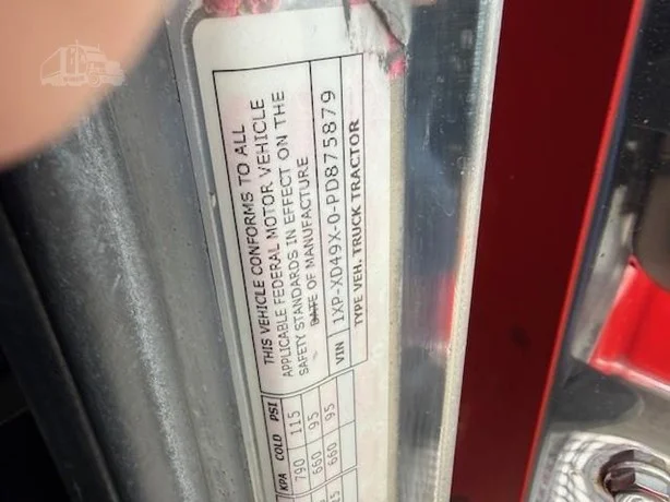 2023 Peterbilt 389 - image 18