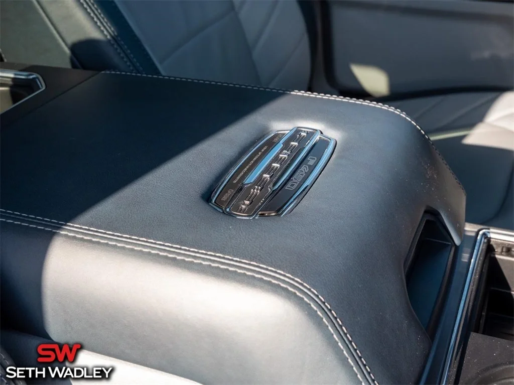 2022 Ford — photo 29