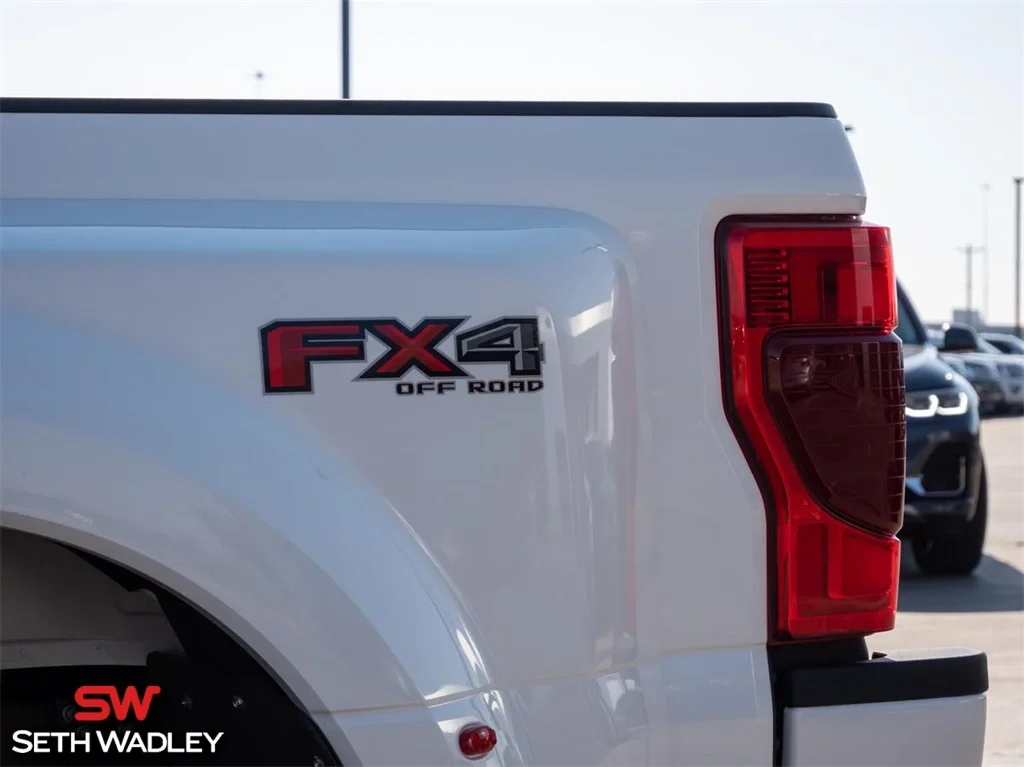 2022 Ford — photo 10