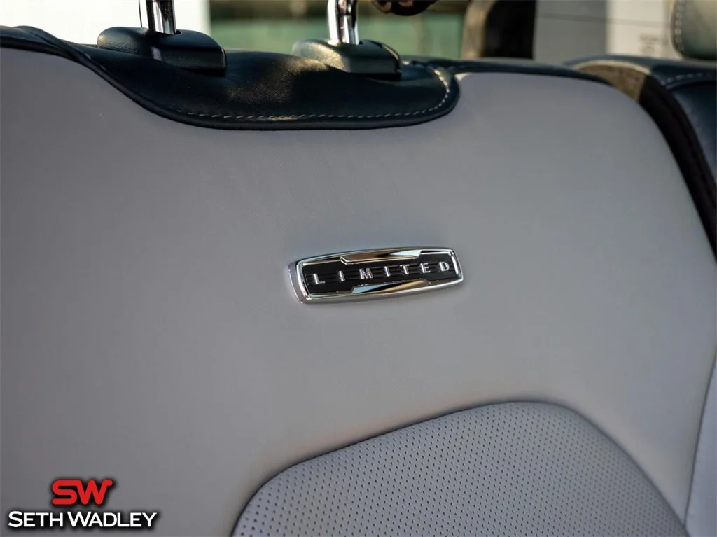 2022 Ford — photo 35