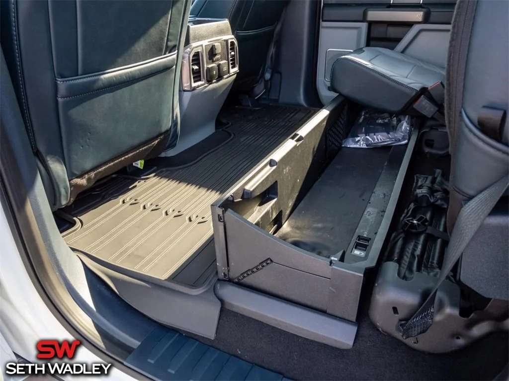 2022 Ford — photo 38