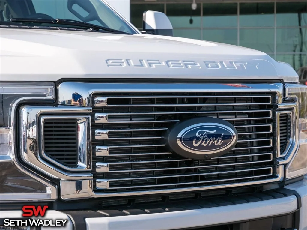 2022 Ford — photo 2