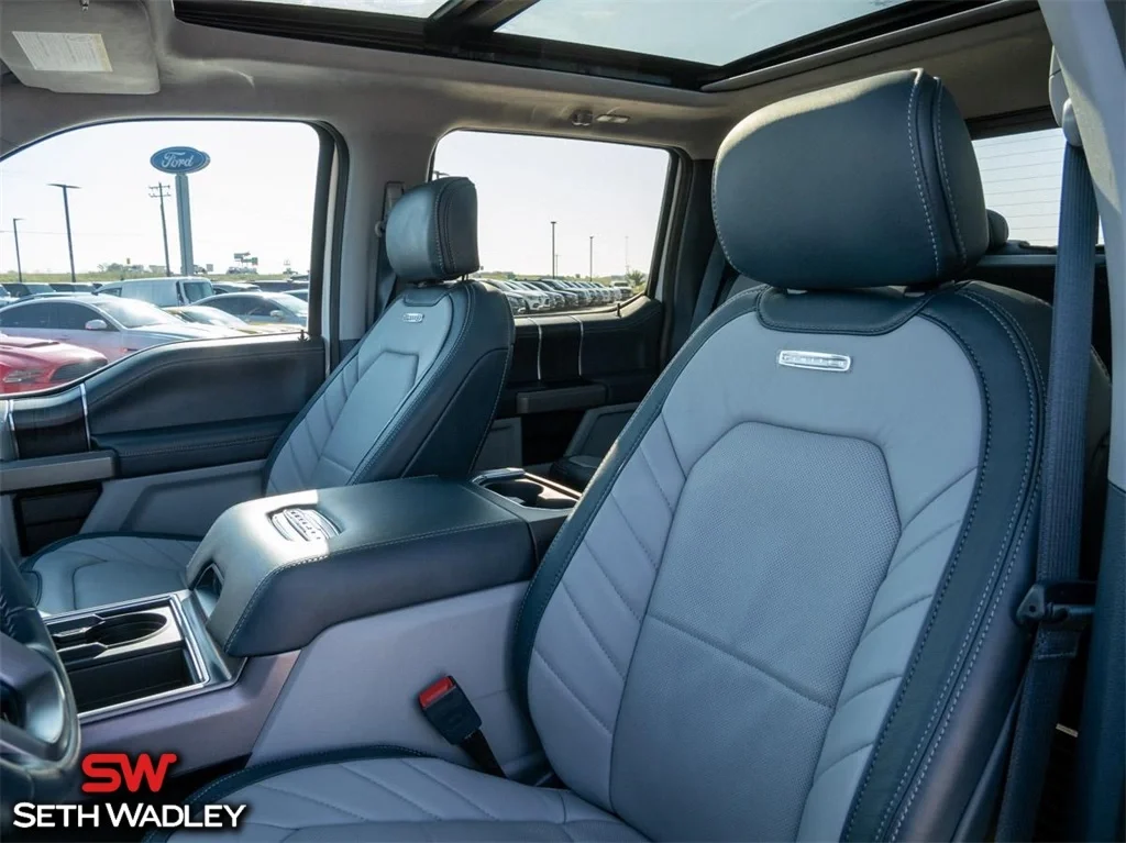 2022 Ford — photo 43