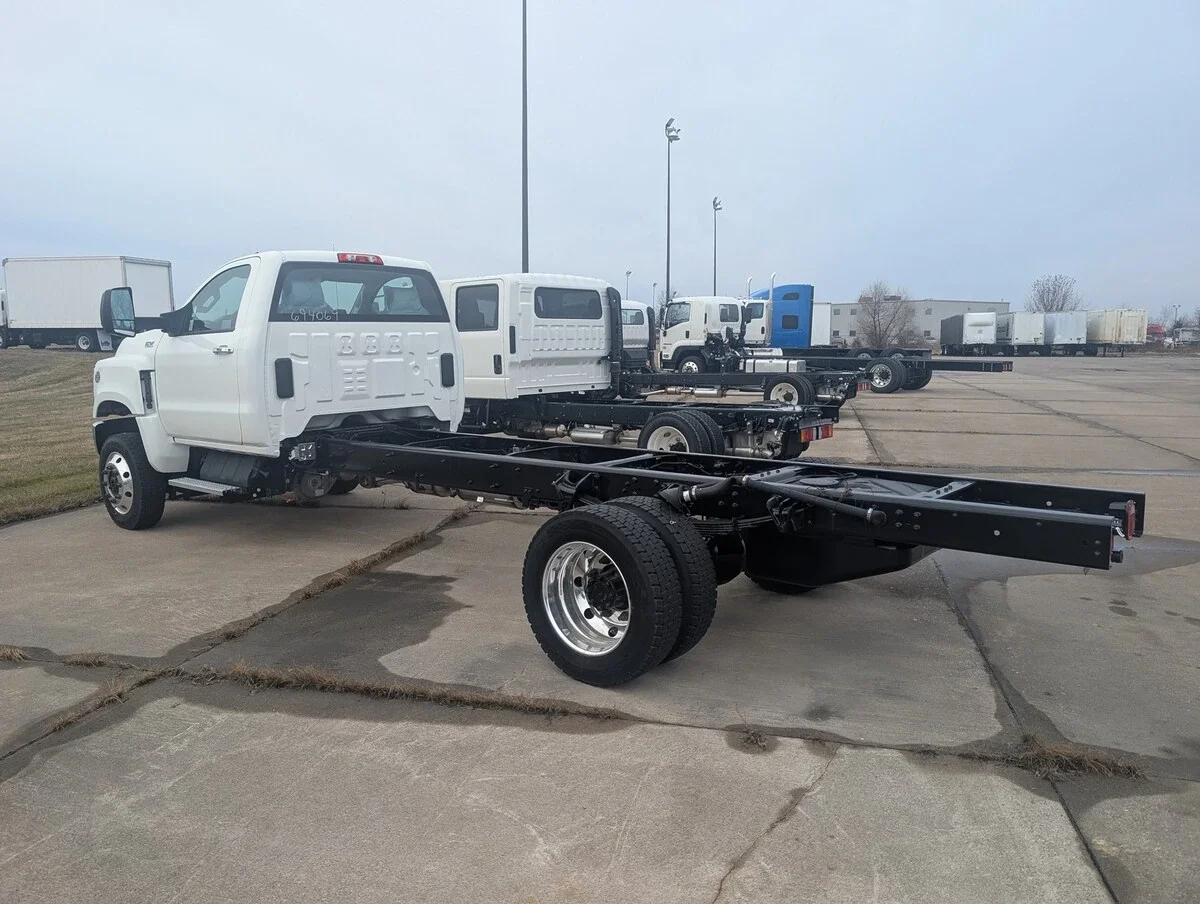 2024 International CV - image 2