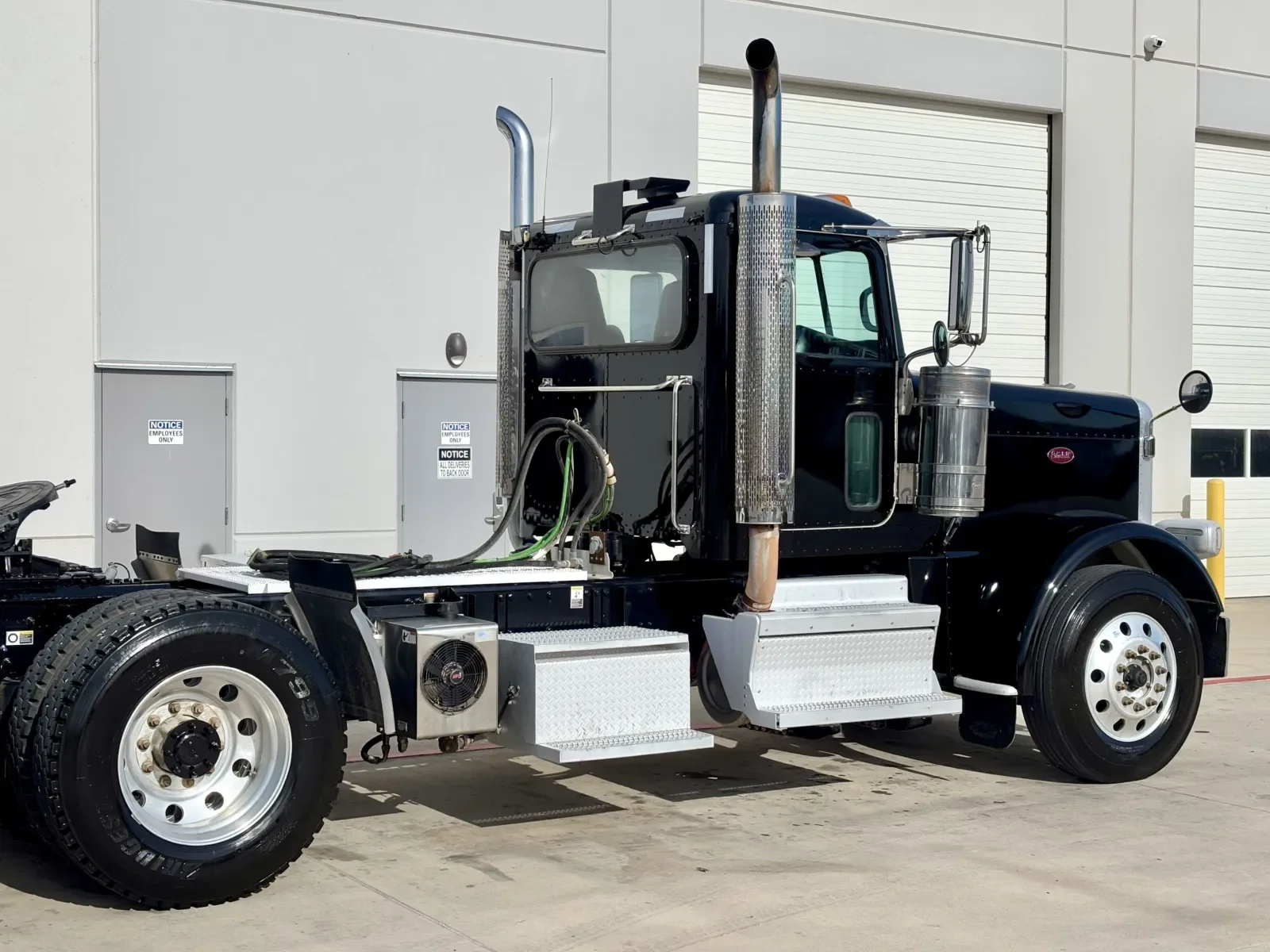 2018 Peterbilt 389 in Hutchins, TX — photo 7