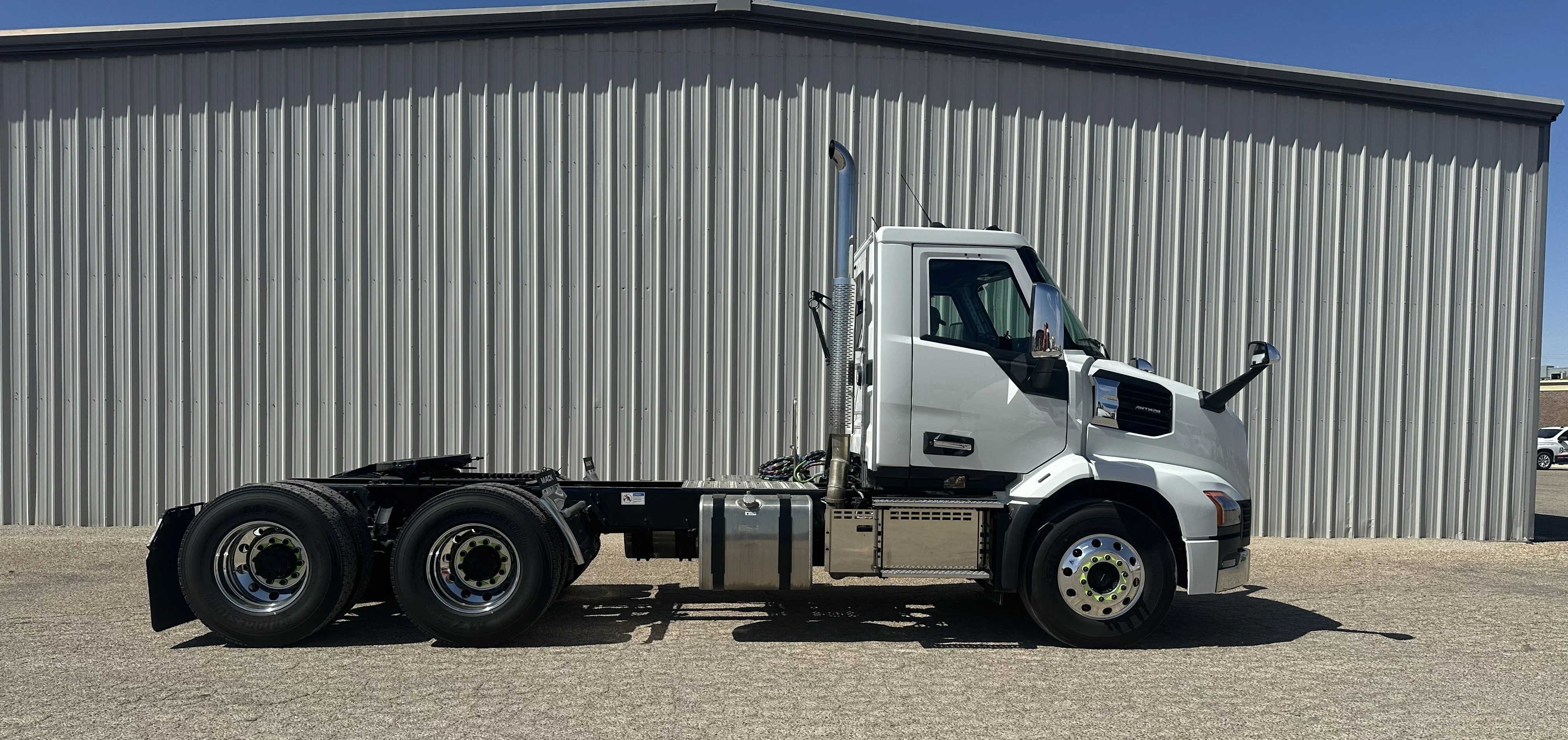 2027 Mack Anthem in Hobbs, NM — photo 4
