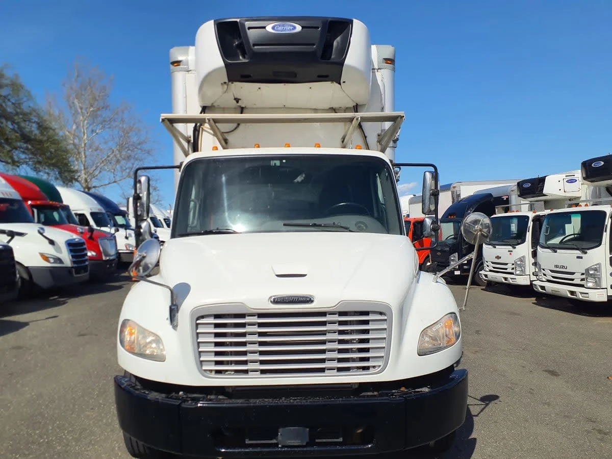 2018 Freightliner M2 106 in Springfield, MA — photo 2