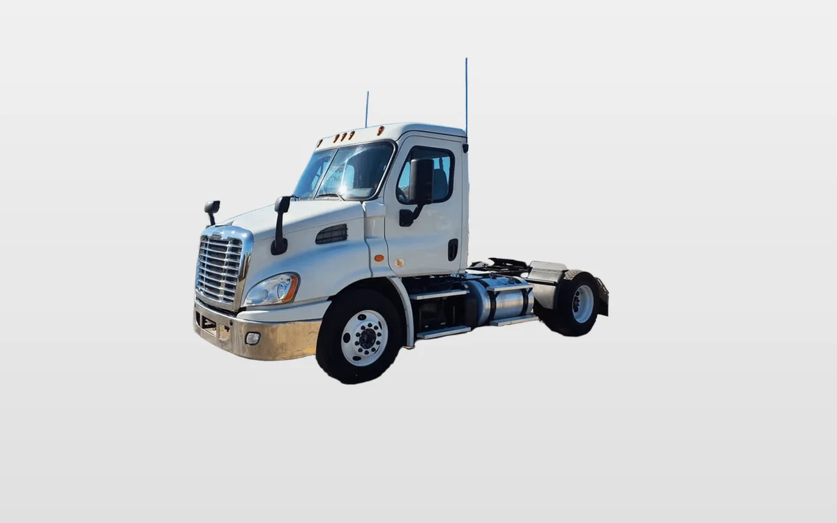2019 Freightliner - image 1