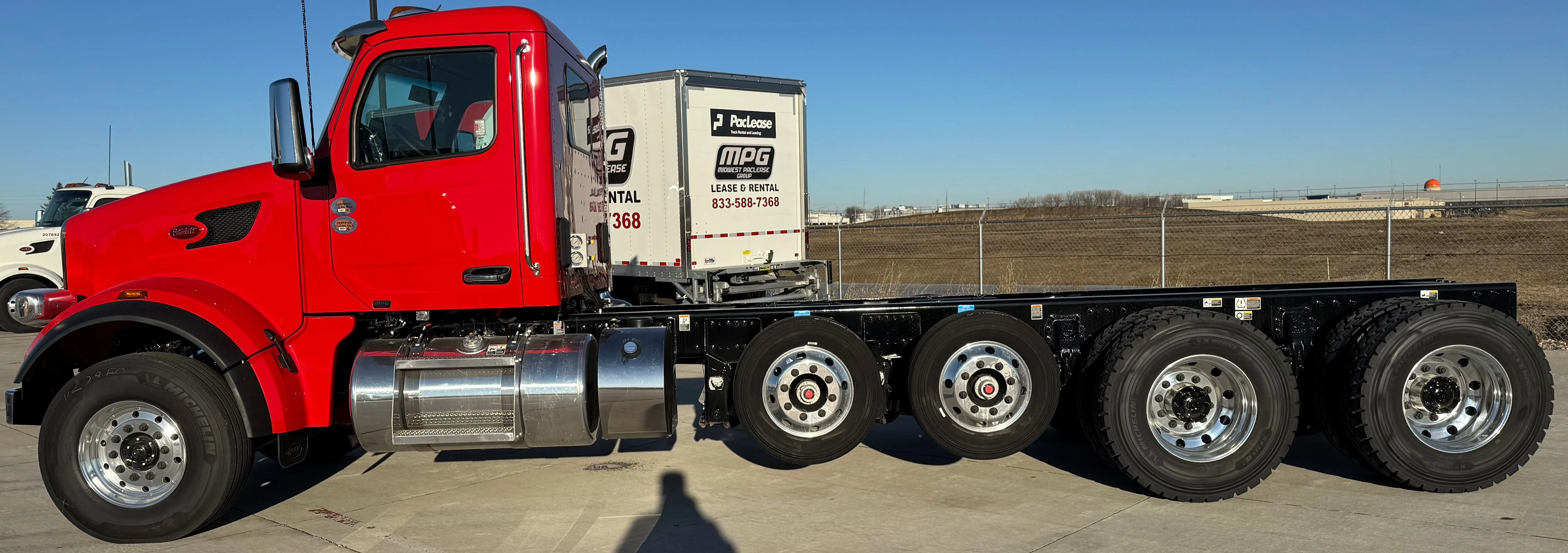 2025 Peterbilt 567 - image 8