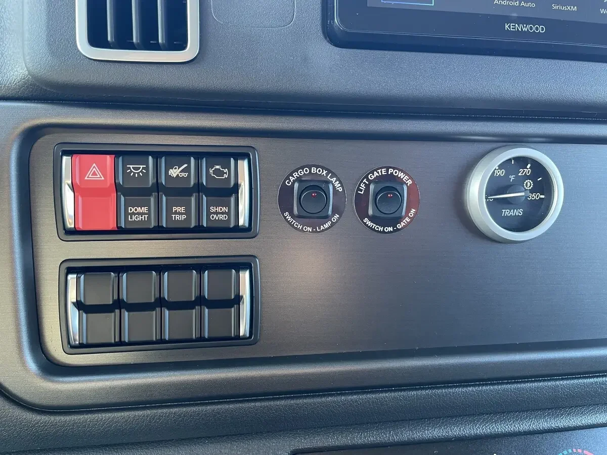 2026 Freightliner M2 106 - image 28