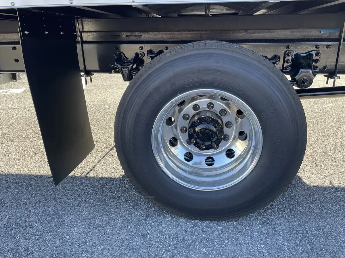 2026 Freightliner M2 106 - image 5