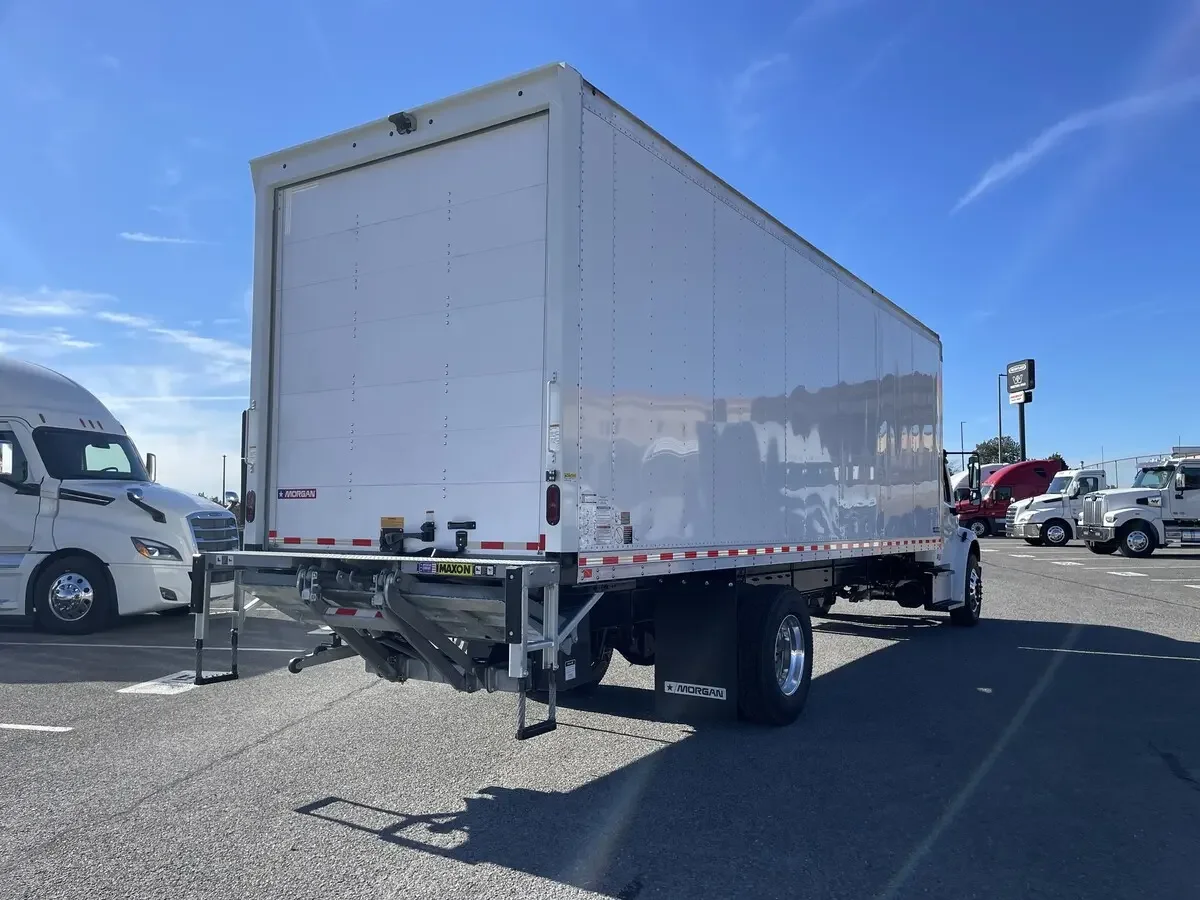 2026 Freightliner M2 106 - image 9