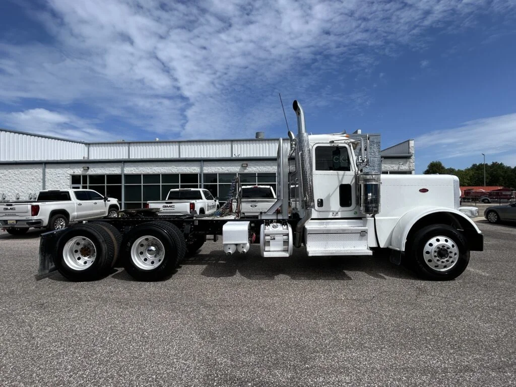 2020 Peterbilt in Mobile, AL — photo 4