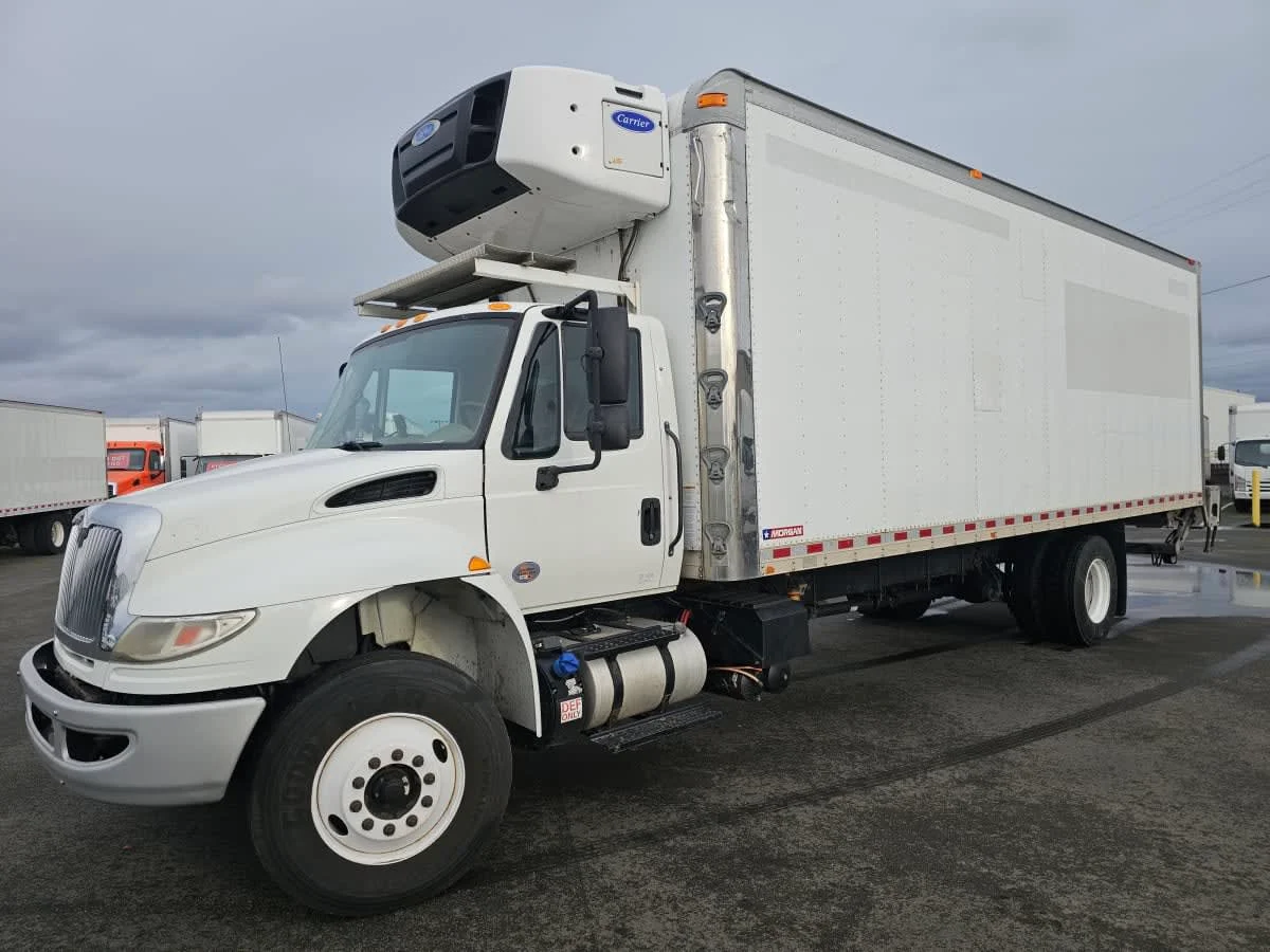 2016 International 4300 in Tacoma, WA