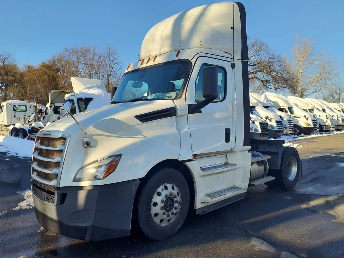 2020 Freightliner Cascadia