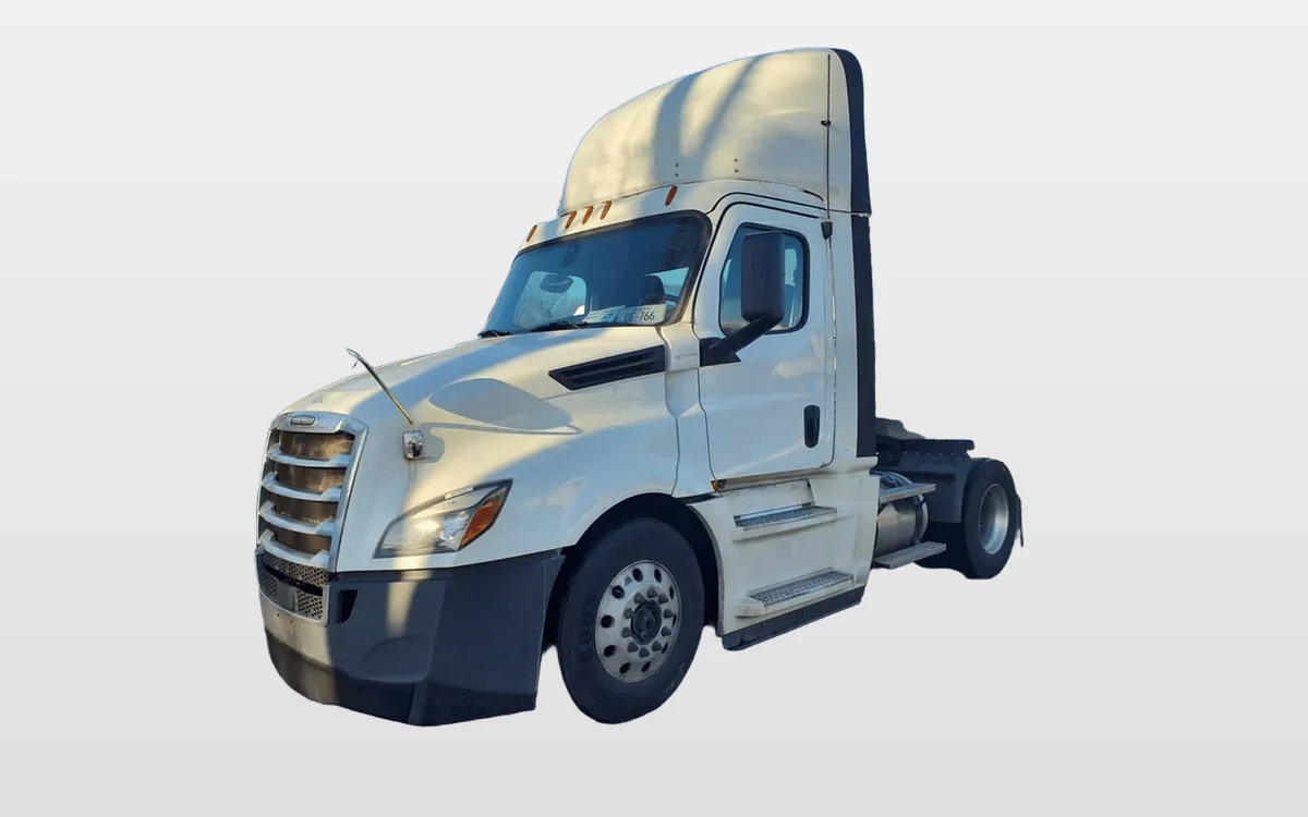 2020 Freightliner - image 1
