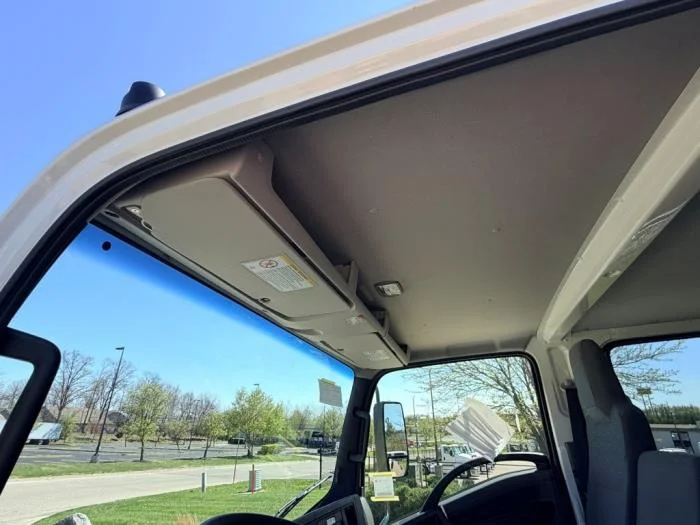 2026 Isuzu NPR - image 19