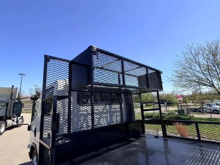 2026 Isuzu NPR - image 13