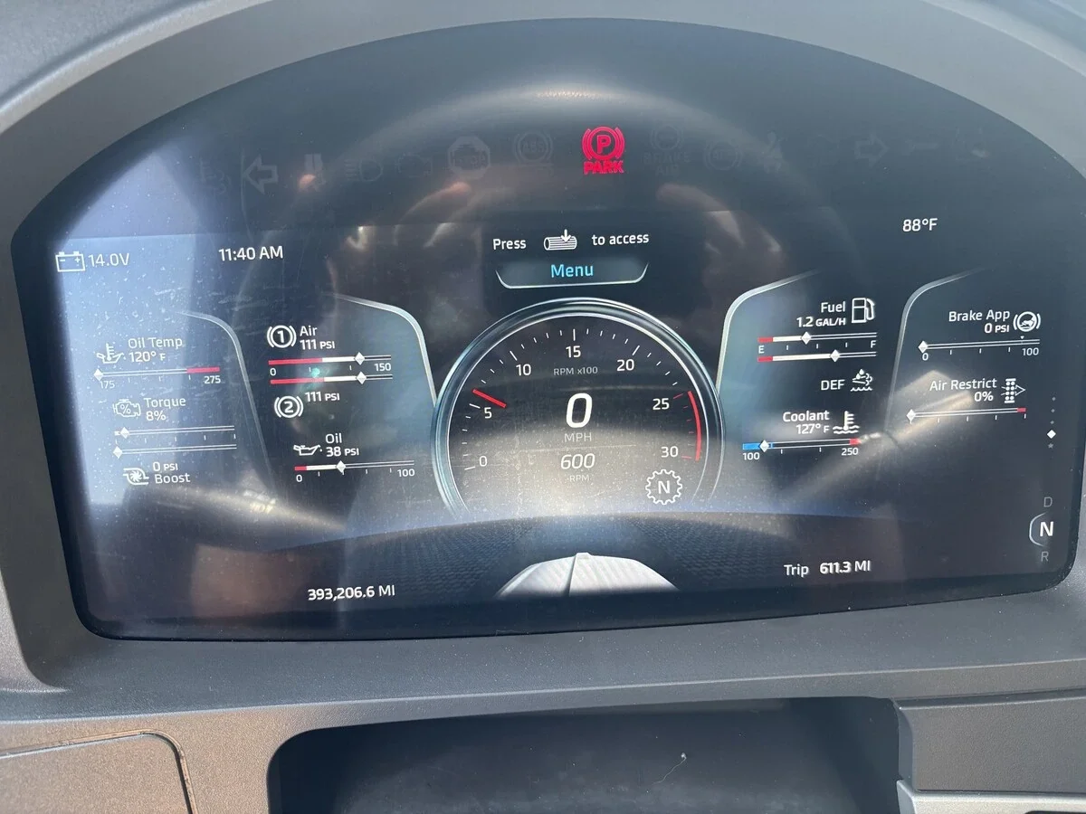 2023 Kenworth T680 — photo 11