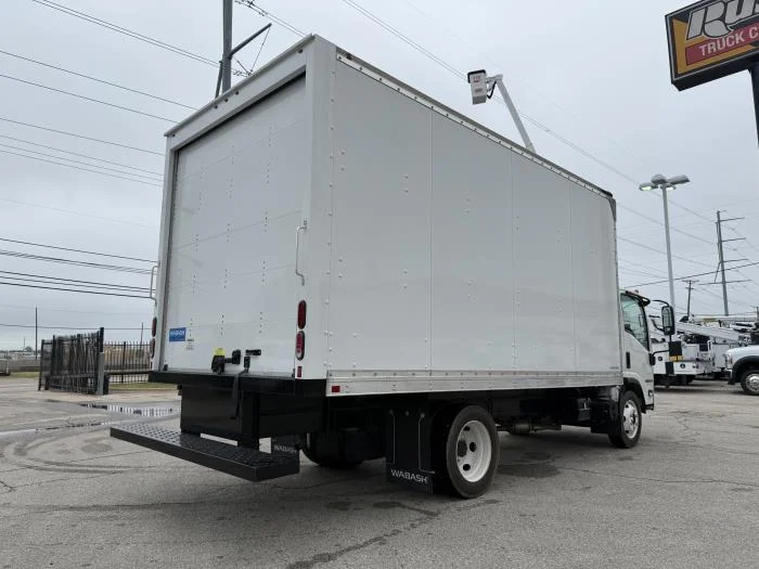 2025 Isuzu NQR - image 7