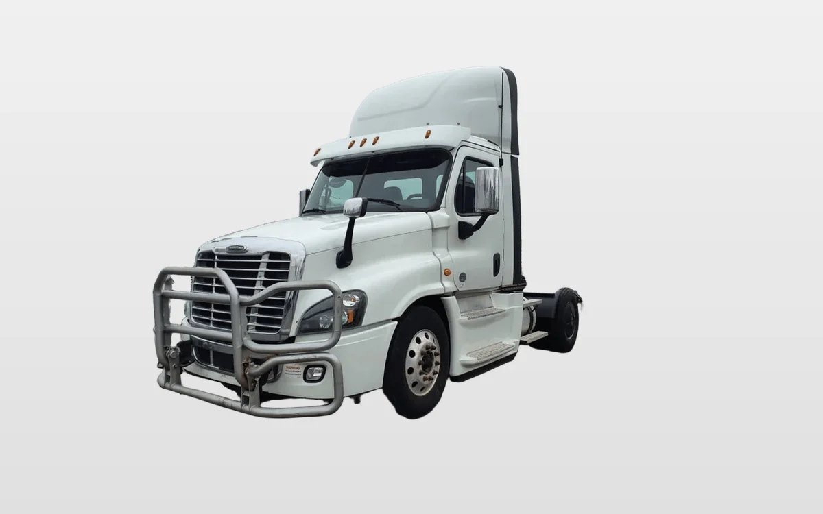 2019 Freightliner - image 1