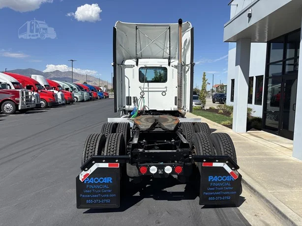 2023 Kenworth T680 in Salt Lake City, UT — photo 7