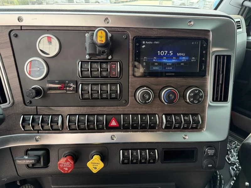 2026 Western Star 49X in Pittsburgh, PA — photo 18