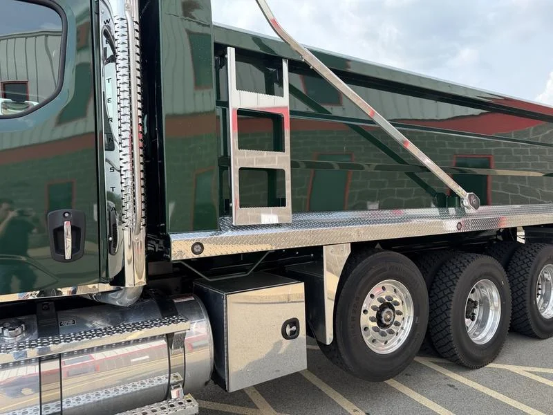 2026 Western Star 49X in Pittsburgh, PA — photo 9