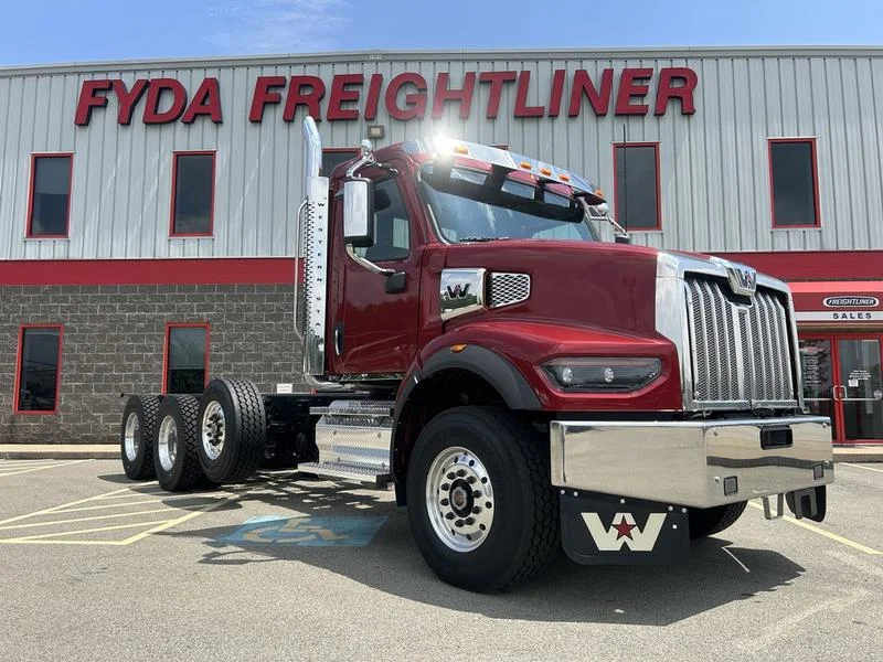2026 Western Star 49X in Pittsburgh, PA — photo 28