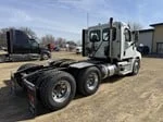 2021 Freightliner Cascadia in MN — photo 27