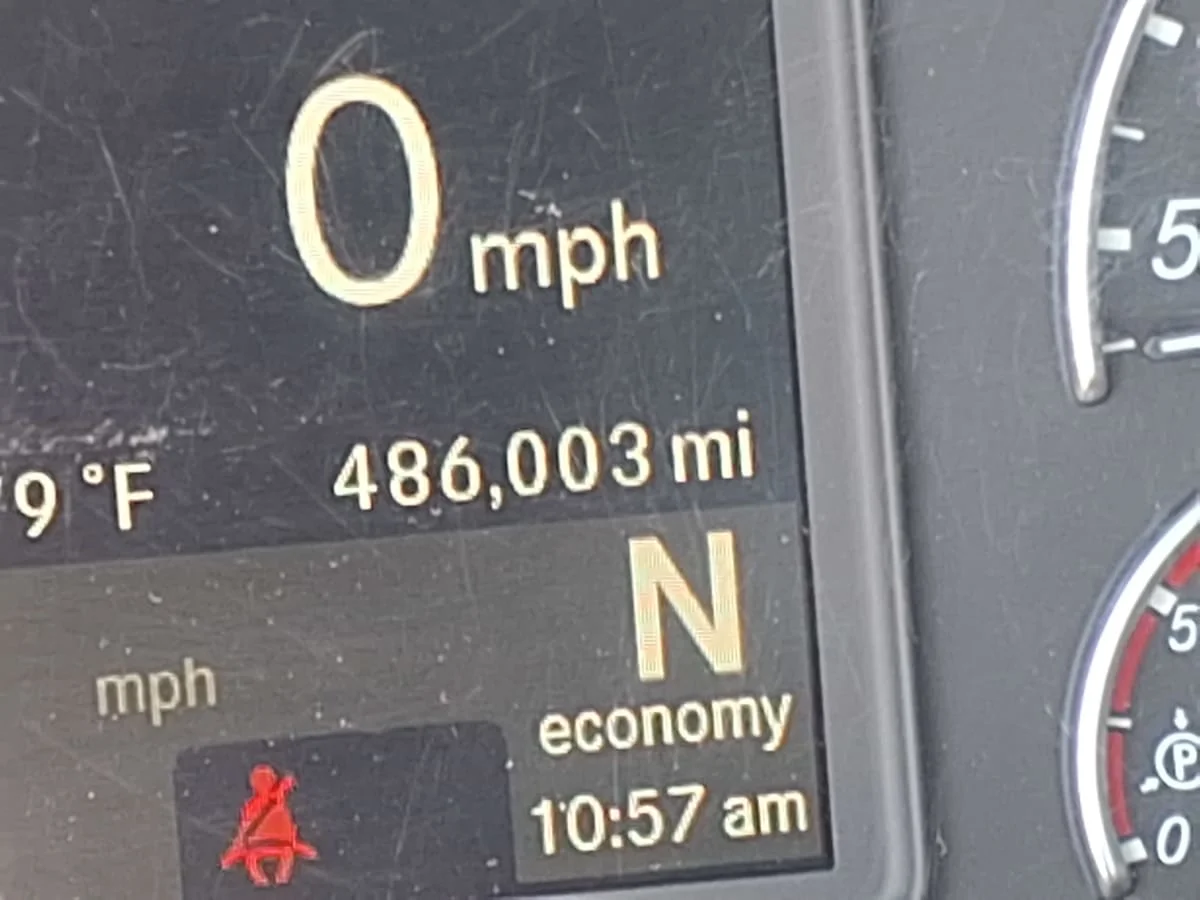 2020 Freightliner Cascadia - image 9