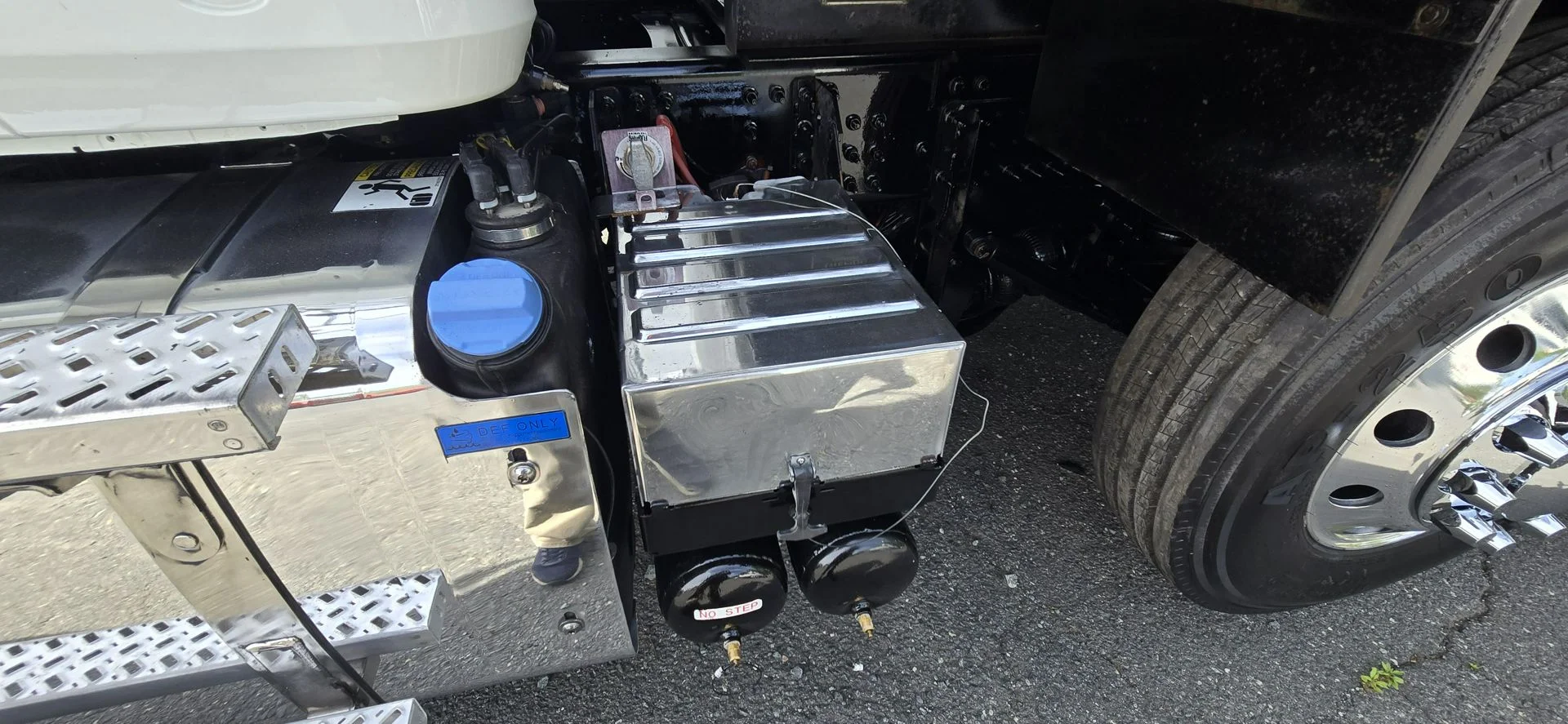 2024 Mack Granite - image 20