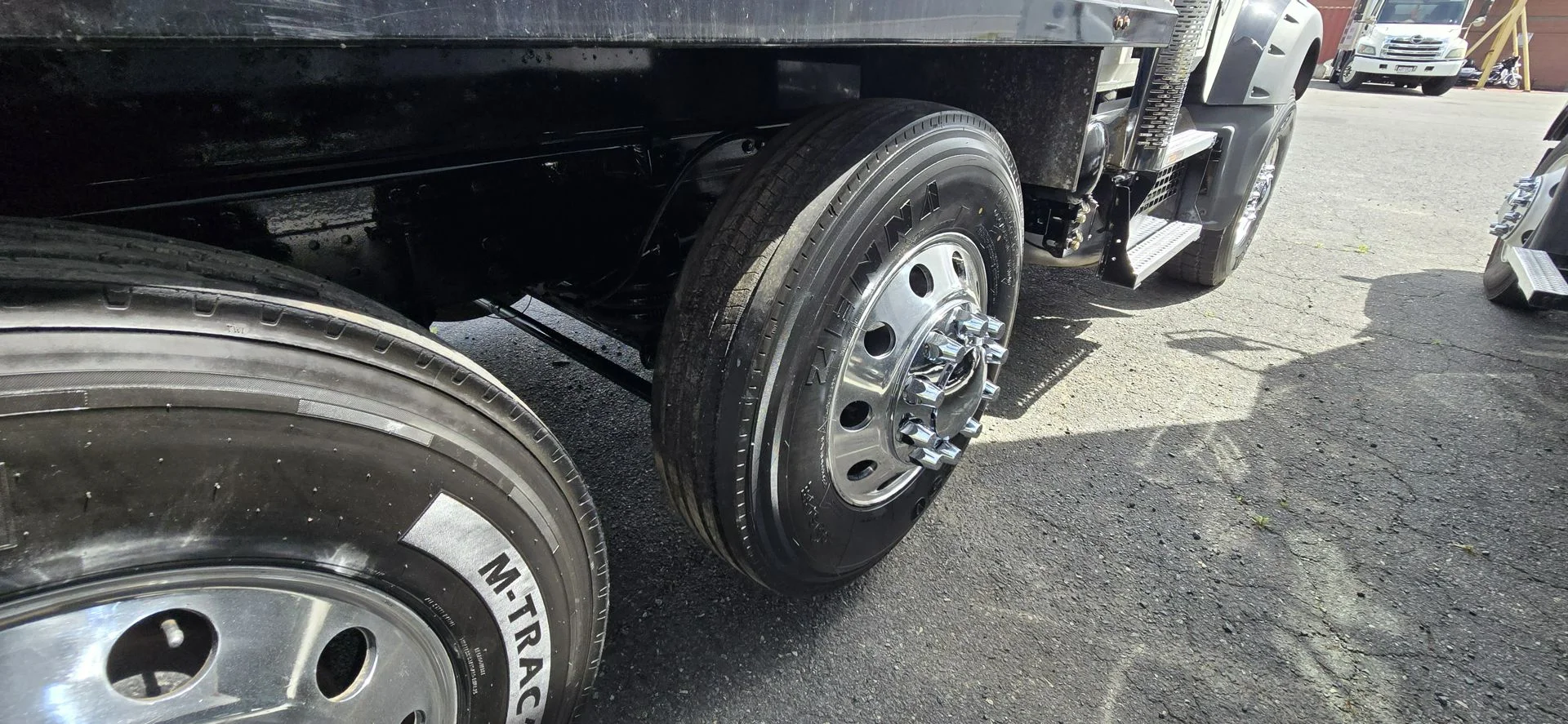 2024 Mack Granite - image 15